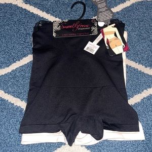 ❤️NEW!!!❤️ 2 pack Seamless Shaping Short.